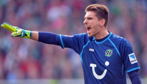 Ron-Robert Zieler hat seinen Vertrag bei Hannover bis 2017 verlängert