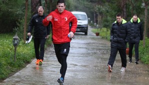 Pierre-Emile Hojbjerg mit dem FC Augsburg im Trainingslager in der Türkei