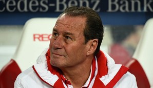 Huub Stevens spielt mit VfB Stuttgart um den Klassenerhalt