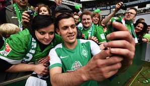 Zlatko Junuzovic könnte bald mit in einem neuen Trikot Fotos mit den Fans machen