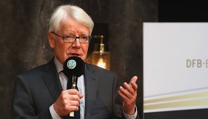 Reinhard Rauball hält nichts von den Machtspielchen von Rettig und Co.