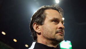 Dirk Schuster will dieses Jahr mit dem FC Augsburg die Klasse halten