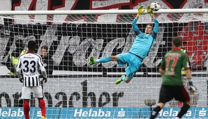 Lukas Hradecky spielt eine starke Saison