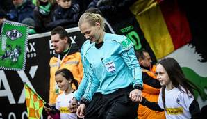 Bibiana Steinhaus ist Bundesliga-Schiedsrichterin.