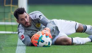 TORHÜTER - Roman Bürki: Beging vier von elf individuellen BVB-Fehlern. Erwischte zwischenzeitlich eine Krise, bekam eine Vertragsverlängerung, legte sich mit dem Publikum an und hielt mehrere Male sehr gut. Muss sich aber gehörig steigern. Note: 4