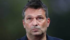 Christian Heidel glaubt, dass die Bundesliga zu vorsichtig für Toptransfers ist.