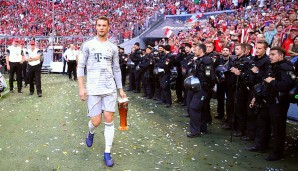 Platz 11: MANUEL NEUER (2011/12, 30 Millionen Euro von Schalke 04).