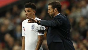 Gareth Southgate (r.) hat sich zu Jadon Sancho geäußert.