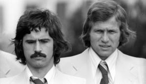 PLATZ 9 - JUPP HEYNCKES (Borussia Mönchengladbach) und GERD MÜLLER (Bayern München): 30 Tore in der Saison 1973/74. Enger hätte es zwischen den beiden nicht laufen können. So auch im Kampf um den Titel. Die Bayern setzten sich mit einem Punkt mehr durch.