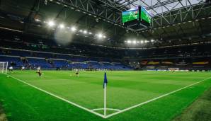 Platz 4 - VELTINS-ARENA (FC Schalke 04): 12.454 Zuschauer (62.271 Plätze)