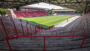 Platz 18 - STADION AN DER ALTEN FÖRSTEREI (Union Berlin): 4.402 Zuschauer (22.012 Plätze)