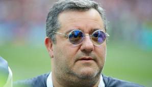 Real Madrid, Barca, Chelsea, Manchester City, Manchester United und der FC Liverpool - also sechs von zehn Klubs, von denen Raiola zuvor bereits gesagt hatte, dass sie allein aufgrund ihrer finanziellen Kaufkraft als Haaland-Abnehmer in Frage kämen.