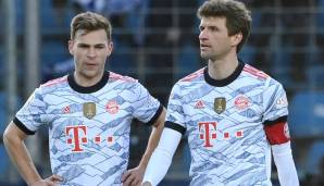 Joshua Kimmich (r. mit Thomas Müller) wurde nach der Bayern-Pleite in Bochum sehr deutlich.