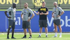 Toptalente-Trainer Otto Addo von Borussia Dortmund wird die Nationalmannschaft Ghanas auch bei der WM in Katar (21. November bis 18. Dezember) betreuen.