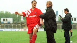 Fußball, Dennis Grassow, FC Bayern München, Hausmeister, Altenheim, Seniorenheim, Unterhaching, Bundesliga