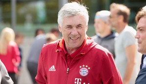 Carlo Ancelotti traf beim Elite-Trainer-Forum der UEFA auf Dieter Hecking