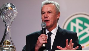 Ottmar Hitzfeld glaubt an den Titelgewinn vom FC Bayern München