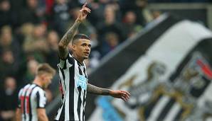 Kenedy spielt derzeit für Newcastle.