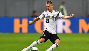 Joshua Kimmich erklärt die taktischen Unterschiede zwischen den Bayern und der DFB-Elf.