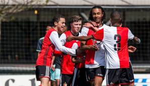 Joshua Zirkzee überragte seine Mitspieler schon seit Jugendzeiten. Hier in der Saison 2016/17 im Trikot seines Lieblingsklubs Feyenoord Rotterdam.