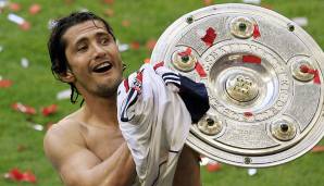 PLATZ 8 - BIXENTE LIZARAZU (FRANKREICH): 183 Spiele / 7 Tore. Zwischen 2001 und 2002 war Lizarazu der erste und bisher einzige Spieler, der gleichzeitig amtierender Welt- und Europameister, Confed-Cup-, Champions-League- und Weltpokalsieger war.