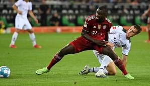 Sah beim 0:5 gegen Gladbach oft sehr schlecht aus: Bayern-Star Upamecano.