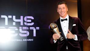 Robert Lewandowski von Bayern München hat zum zweiten Mal in Folge den Fußball-Olymp erreicht.