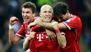 ARJEN ROBBEN: Mr. Wembley hat die Herzen der Fans Schritt für Schritt mit unglaublichen Leistungen und seiner Heldengeschichte erobert. Auch neben dem Platz bodenständig und hochsympathisch. Sorry, Karl-Heinz Rummenigge, Bulle Roth und Franck Ribéry.