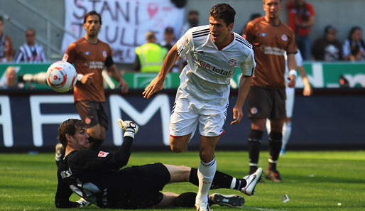 Bayern-Stürmer Mario Gomez erzielte gegen St. Pauli seine Saisontore 25 bis 27