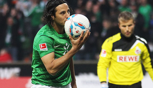 Claudio Pizarro war mit drei Treffern der Mann des Abends