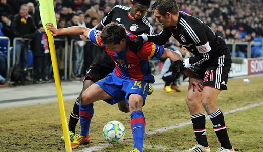 Der FC Bayern München läuft gegen den FC Basel einem 0:1-Rückstand hinter her