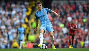 John Stones freut sich auf das direkte Duell gegen Lionel Messi