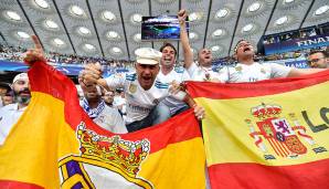 Die Mehrzahl der Madridistas haben sich bereits im Stadion eingefunden ...