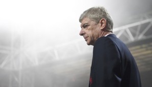 Ein großes Thema ist aktuell Trainer Arsene Wenger. Macht er weiter? Hört er auf? Seine Zukunft ist weiter ungewiss, alle Beteiligten machen ein großes Geheimnis daraus oder wissen tatsächlich nichts. Auch die Spieler, denen es an Planungssicherheit fehlt