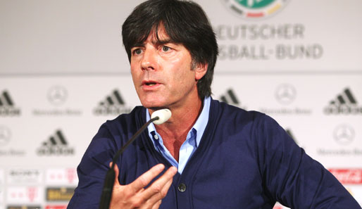 Joachim Löw ist mit der DFB-Elf in der EM-Qualifikationsgruppe A bislang ungeschlagen