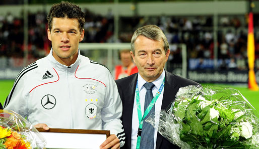 Michael Ballack (l.) wird kein Abschiedsspiel von der Nationalmannschaft bekommen