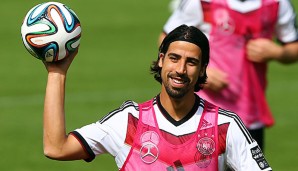 Sami Khedira trainiert zusammen mit der Nationalmannschaft für den großen Erfolg