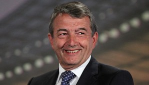 Wolfgang Niersbach entschuldigt sich für die Missverständlichkeit des Tanzes