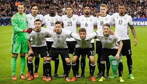 Nach der Länderspiel-Absage ist die Nationalmannschaft komplett abgereist