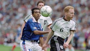 Am Ende sollte dies jedoch ein gutes Omen sein. Schließlich reckten Matthias Sammer & Co. nach der Endrunde 1996 den EM-Pokal in die Höhe.