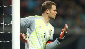 MANUEL NEUER: Musste sich nicht einmal richtig zeigen. Wenn die Russen zum Abschluss kamen, dann landete der Ball meist über seinem Gehäuse. Spielte klug mit. Note: 3.