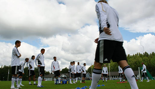 Die deutsche U 21 beim sonntäglichen Training im DFB-Quartier in Lerum