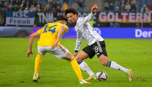 LEROY SANE: Das Spiel lief zwar deutlich seltener über seine Seite, er kämpfte sich jedoch über starke Ballgewinne im Gegenpressing zurück ins Spiel. Note: 3.