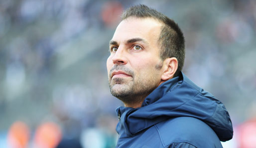 Hertha-Trainer Markus Babbel reist als Favorit zum DFB-Pokalspiel bei Rot-Weiß Esseb