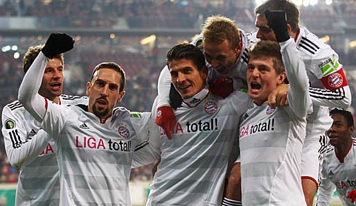 Da sind wir wieder! Der FC Bayern siegte beim VfB Stuttgart ohne große Mühe