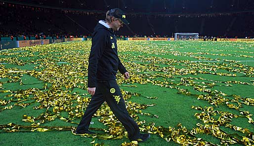 Klopp schreitet über den Rasen des Berliner Olympiastadions, aber die Party ist noch nicht vorbei