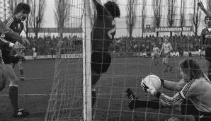 Platz 7: Waldhof Mannheim - Lüssumer TV 12:0 (1. Runde, 1977/78). Mittlerweile spielt Waldhof Mannheim in der Regionalliga, vor gut 40 Jahren schossen sie den Lüssumer TV noch mit 12 Toren ab. Schon zur Halbzeit führte der damalige Zweitligist mit 8:0.