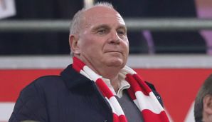 Für Uli Hoeneß war es ein klarer Elfmeter.