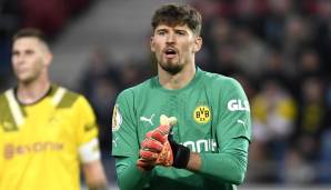 GREGOR KOBEL: Ein überragender Abend des Keepers. Rettete in Halbzeit eins gleich dreimal glänzend gegen Beier, Weydandt und Co. Auch nach der Pause hielt er die Borussia mit guten Paraden im Spiel. Im Aufbau und bei hohen Bällen sicher. Note: 1.