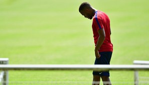 Ryan Bertrand ist für das erste Gruppenspiel der Engländer gegen Russland fraglich